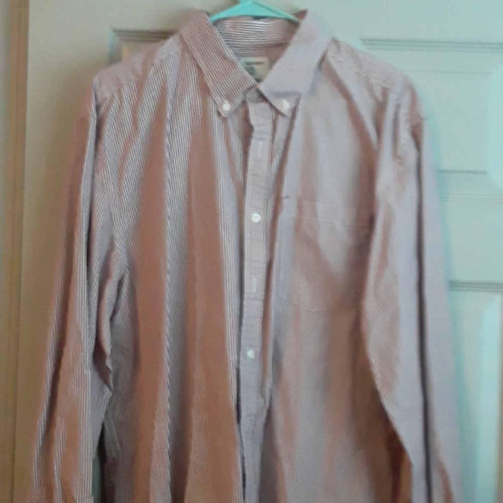 OLD NAVY burgundy  white striped.